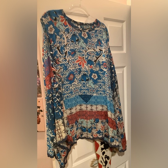 Johnny Was Blue Bondi Long Sleeve Top With Lace Trim, Size 2X. - Picture 13 of 15